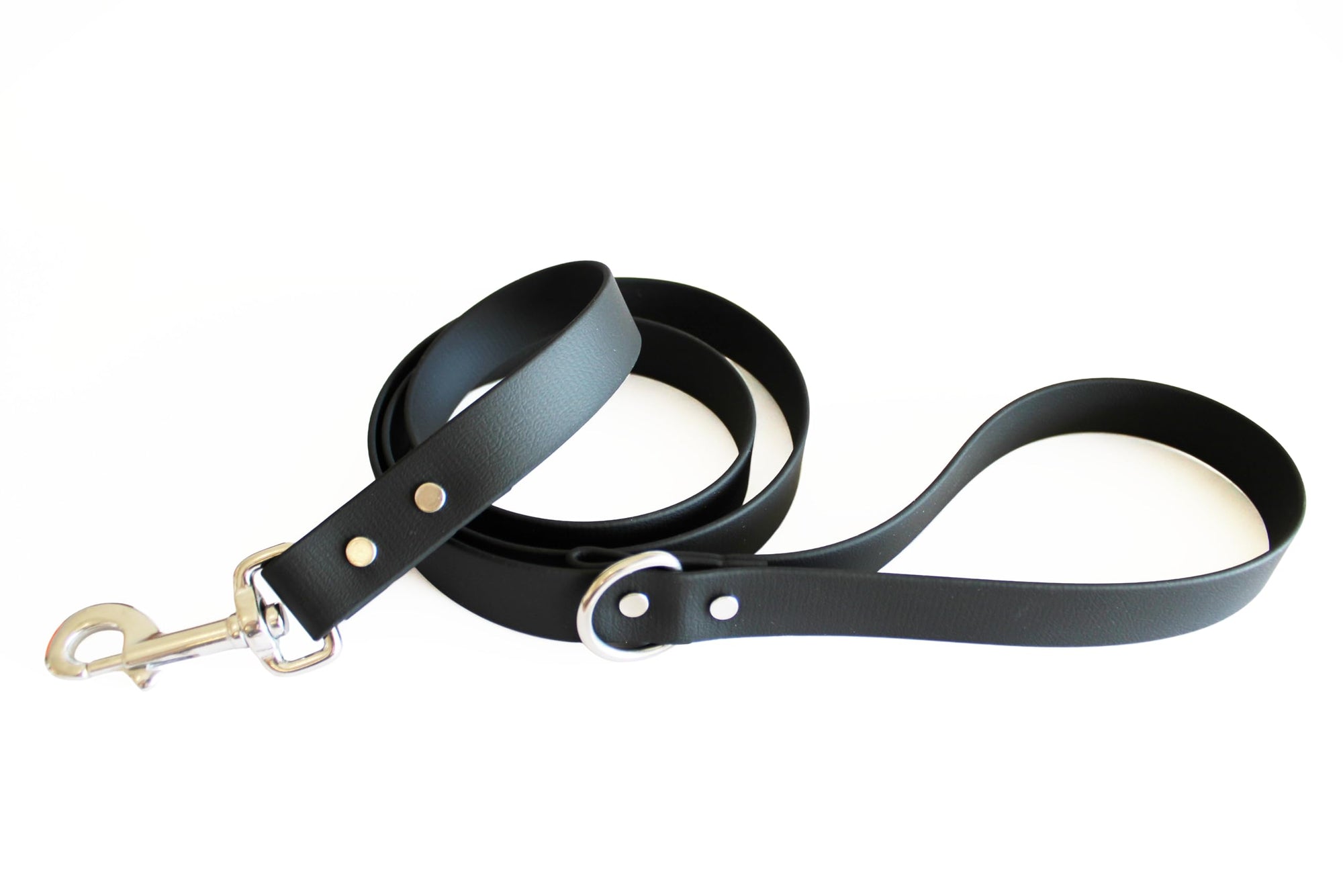 Odyssey Leash Co. BioThane® Dog Leash 5ft, 1in Wide, Waterproof, 1,000lb Strength, Stainless Steel Hardware, Hand Assembled in The US, Black